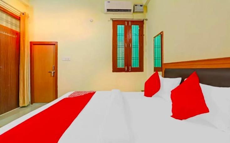 Kk Guest House Lucknow Exteriör bild